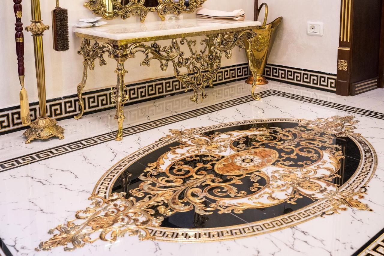 Private Museum Apartment With Antique Decor 부쿠레슈티 외부 사진