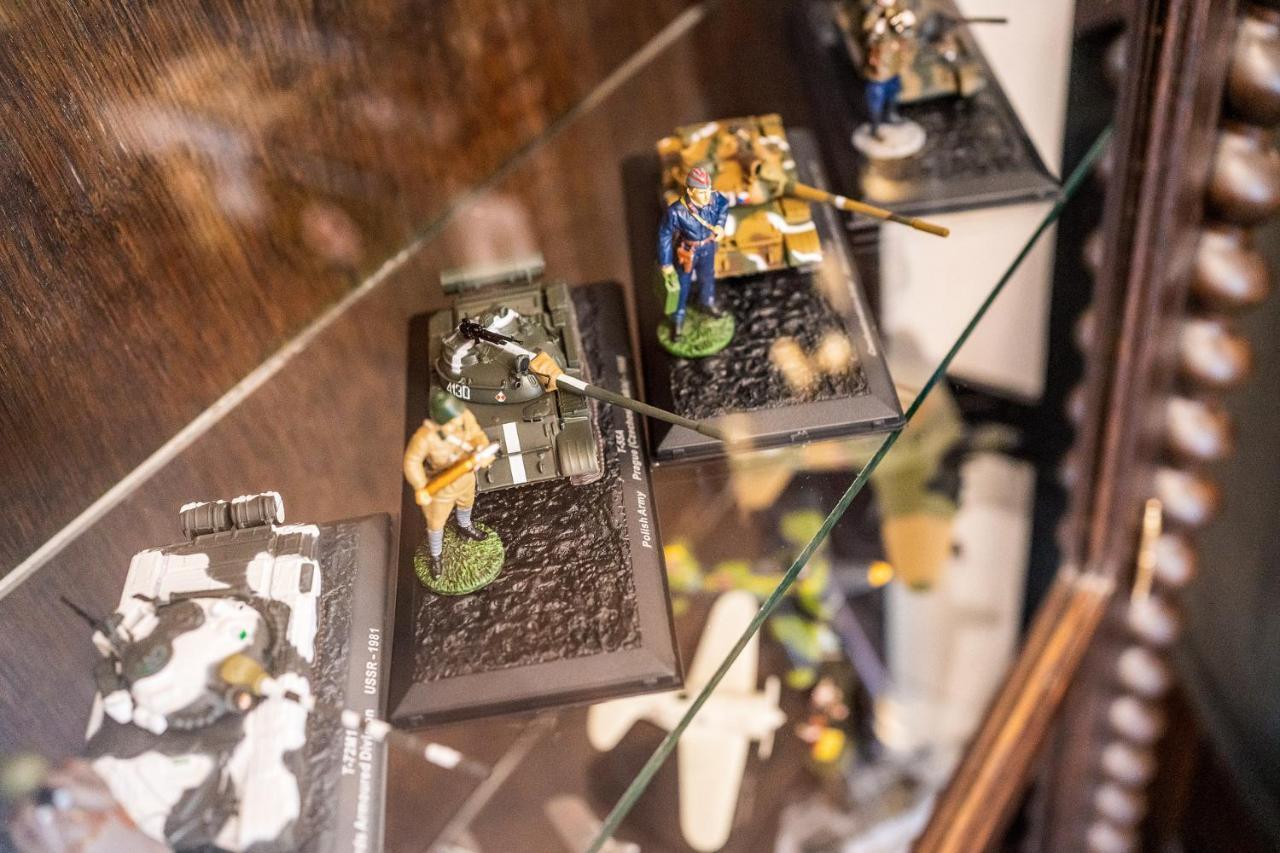 Private Museum Apartment With Antique Decor 부쿠레슈티 외부 사진